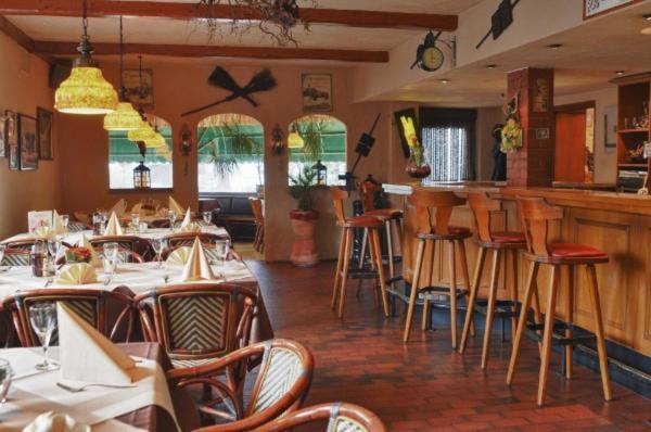 Hotel Restaurant Zur Hexe Uberherrn ภายนอก รูปภาพ
